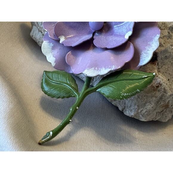 Vintage Purple Rose Metal & Enamel Painted Pin/ Brooch EUC - Picture 3 of 5